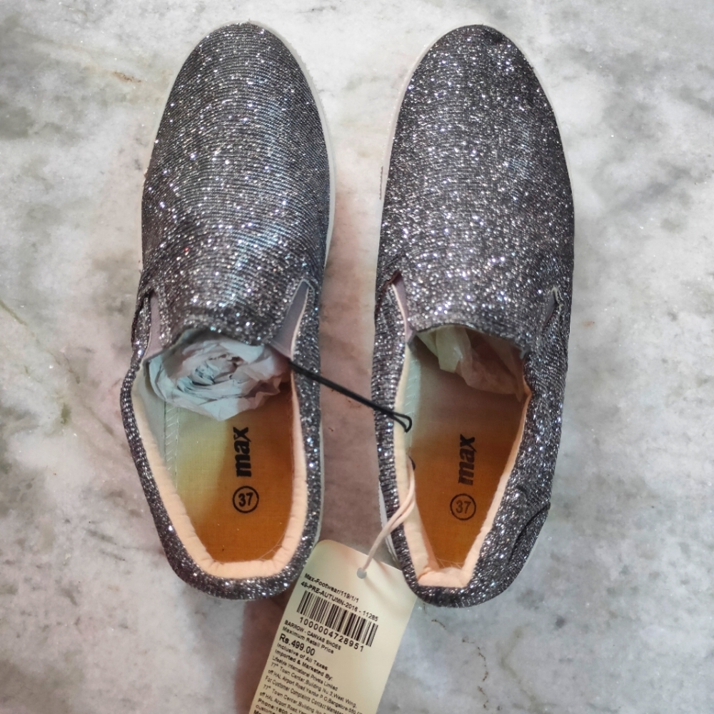 MAX Barrow Canvas Women Shoes - Picture 3 of 5
